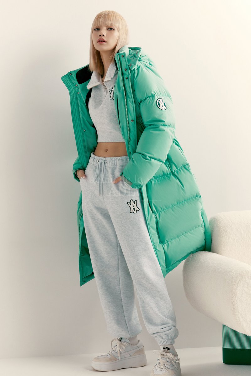 ACMÉ DE LA VIE X 블랙핑크 리사 시즌 런칭!
2022 F/W SEASON RELEASE

리사와 ADLV가 만들어가는 THIS IS PEAK OF MY LIFE
지금 공식 홈페이지에서 만나보세요.!🌐
-
acmedelavie.com
-
#아크메드라비 #adlv #acmedelavie #LISA #리사 #아크메드라리사