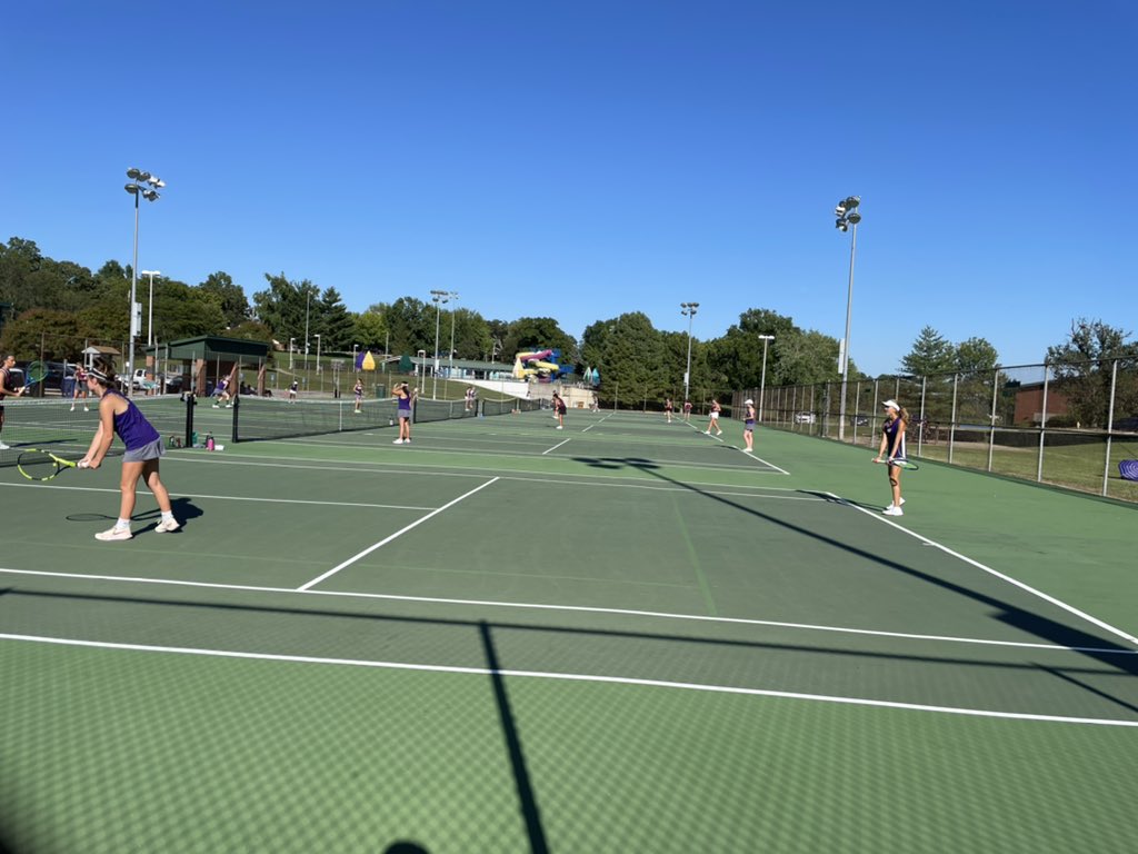 KewpieTennis's tweet photo. 9-0 sweep over Rolla! Exciting home match against Blue Springs South tomorrow at 4:30. @CoMoSports @BenArnetKOMU @NathalieABC17 @RodKRCG13 https://t.co/YXuP4WVTrO