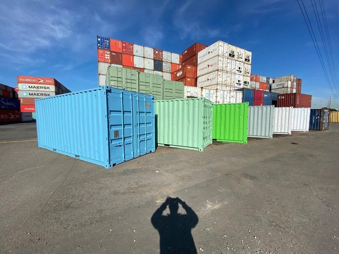 ContainersUse's tweet photo. Just dm for more details all across the world #world #shippingcontainer #usedandabused https://t.co/9d6WGNcNx6