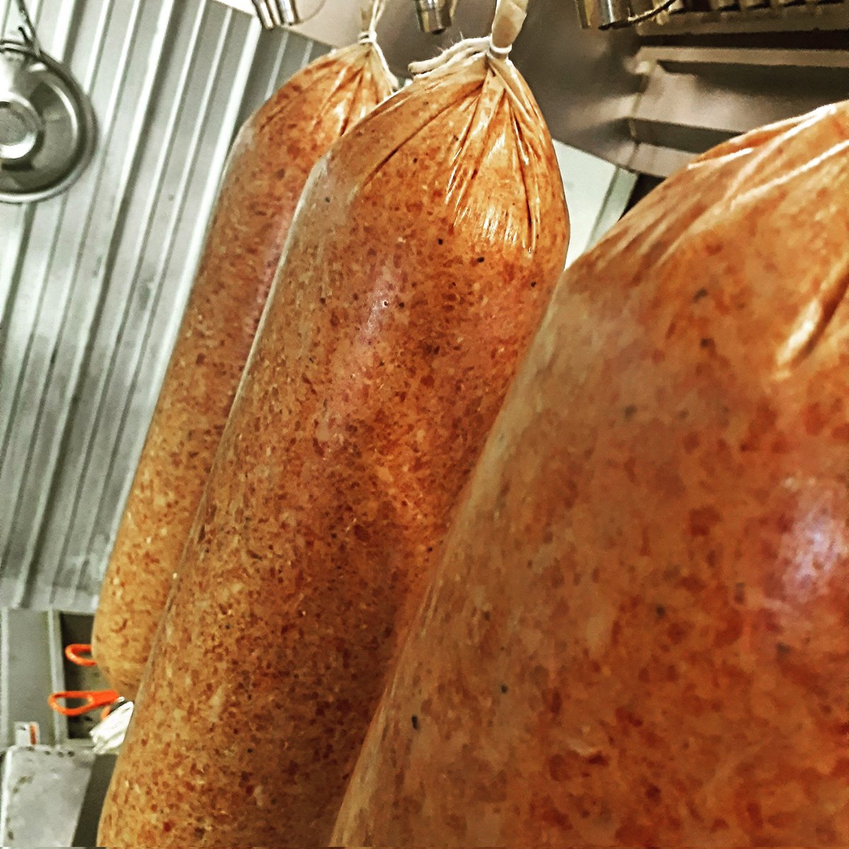 HOUSEMADE bologna HITTING the SPEC BOARD THURSDAY!! 
#comegetsmoked #heretosmokeyouout #plentyhotandtasty #mccurtaincounty #idabelok #okietexbbq