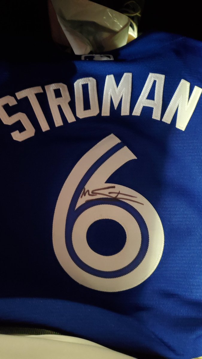 FSkubic's tweet photo. @BlueJays @STR0 Thank you Marcus for taking the time to sign my daughters jersey after the game. #classact #congrats #ChicagoCubs https://t.co/hXIgXzd88O