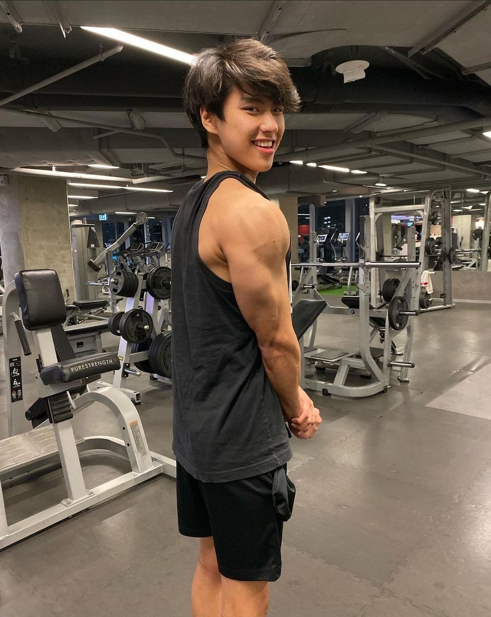 aldcohol's tweet photo. Morning workout are hard 😅 https://t.co/Ia97Y3Ul7e