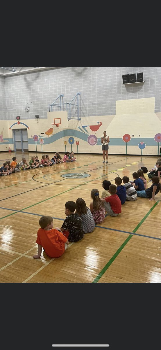 _glendagray's tweet photo. Setting the start of the year expectations!
RESPECT yourself
RESPECT others
RESPECT this place
…and we all have FUN!
Thankful for @thepespecialist and his great start of the year tips and lessons. #physed #elemPE https://t.co/ubxTxFIjEM