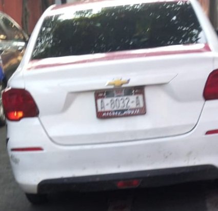 uteB12p's tweet photo. @VigimoviCDMX @VigimoviCDMX  
Este taxista tiene su taxímetro alterado 
Y por no querer pagar lo que cobro de más insulto a una señora y su hija que traía de pasajera les grito groserías y le quería arrebatar sus pertenencias. Además no está rotulado correctamente https://t.co/UJfxgbTdOh