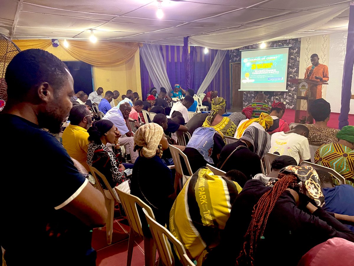 ThomasclThomas's tweet photo. #NIGERIA Gospel Outreach! Wednesday! What a night!! https://t.co/lM4wF359Rz
