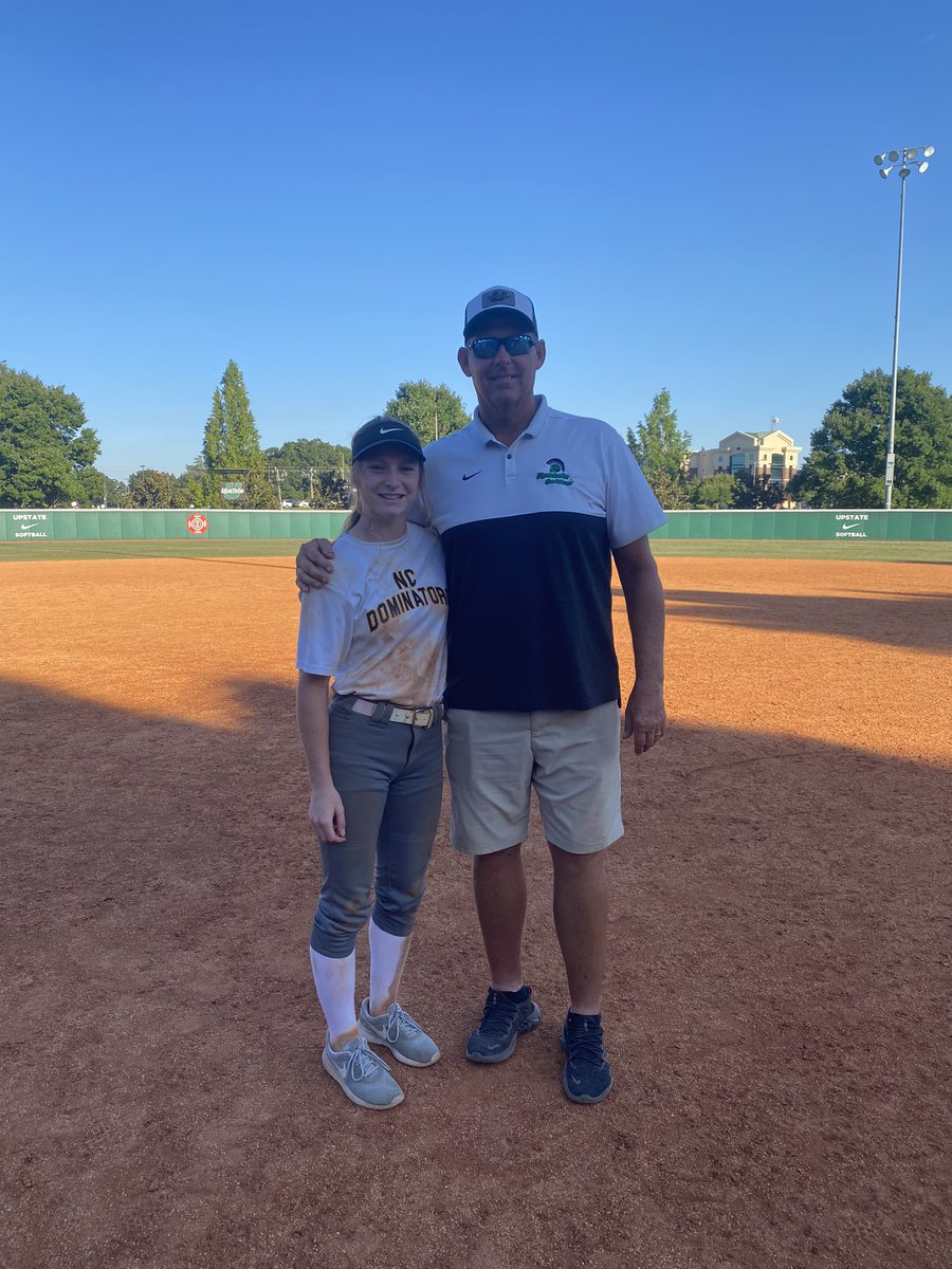 15Georgiaaa's tweet photo. Had such an amazing time at the @UpstateSoftball camp today!! Thank you to @PACKUPSTATE @HawkinsChawkins and @Coach_TMeds for a great day and camp experience! https://t.co/cMAsjgxniA