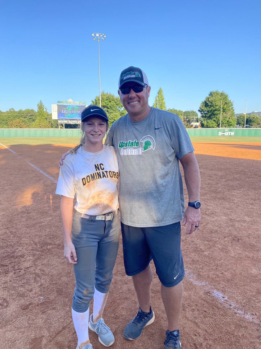 15Georgiaaa's tweet photo. Had such an amazing time at the @UpstateSoftball camp today!! Thank you to @PACKUPSTATE @HawkinsChawkins and @Coach_TMeds for a great day and camp experience! https://t.co/cMAsjgxniA