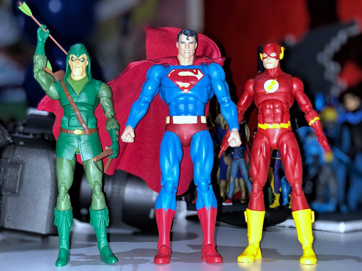 yellowsurfer80's tweet photo. Do you guys think Mafex and DC Icons scale well?
#brokecollector80 #geekzone #zetravelinggeek #ihavemoretoysthanyourkids #dc #dccomics #dc #mafex #medicomtoy #dcicons https://t.co/VO2h3mkW9X