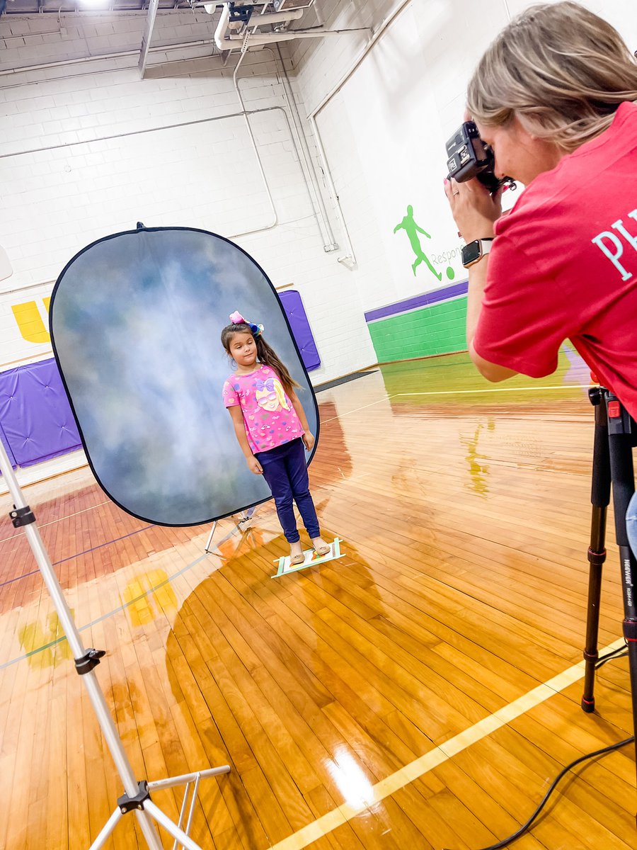 CE_Secretary's tweet photo. Picture day was a success!! #CelebratingCentral https://t.co/4FES4Y8qde