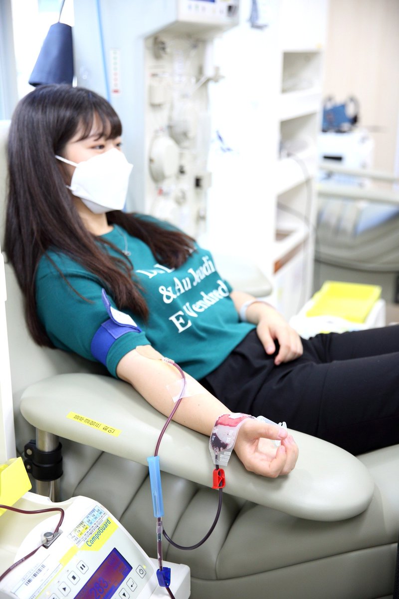 mangugsosung1's tweet photo. Blood donation to save lives, Let's be with We Are One☝️!

#LiveON_YouthON #Blood_Donation_Campaign #Shincheonji_YouthVolunteerGroup #WeAreOne #Group_Blood_Donation #Blood_Supply_Crisis #Supply_Crisis #Crisis_Overcoming #Active_Join #Practice_Love https://t.co/HZ5cQUgeh8