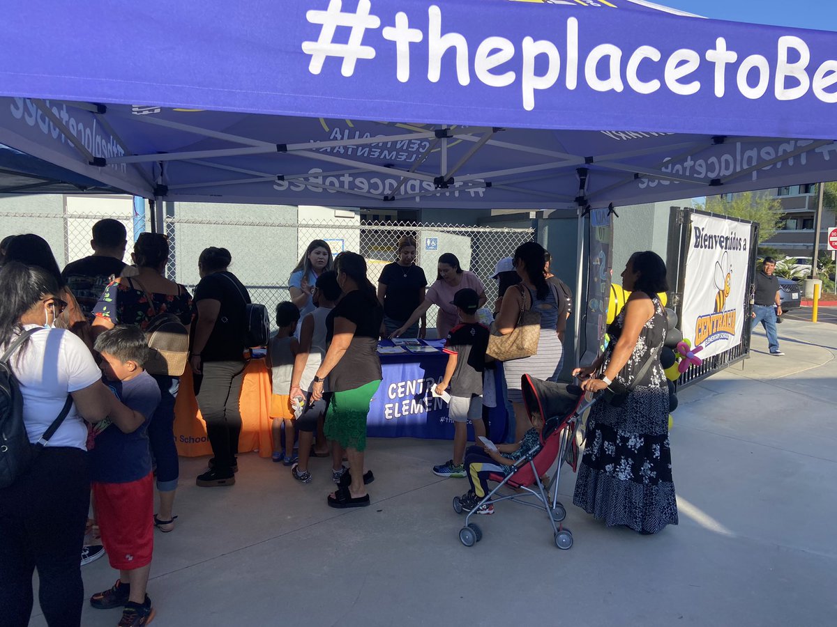 Laura Kindron tweet media