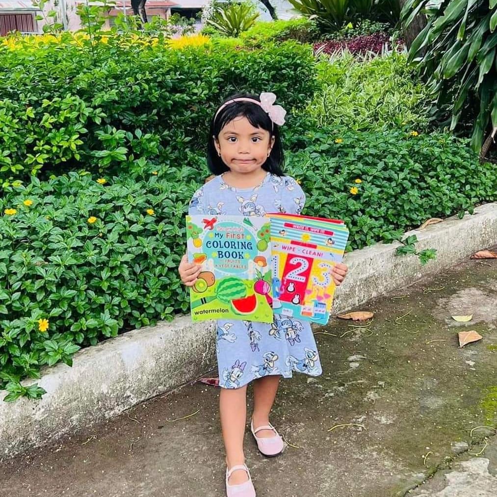 teampayamankids's tweet photo. Sam sam enjoying her "Write It, Wipe It" and "My First Coloring Book" from TP Kids 🥰

NOW AVAILABLE | Add to cart now! 🛒
TIKTOK👉🏻https://t.co/vd3td7ulpE
LAZADA👉🏻 https://t.co/buX2Iq0dx0
SHOPEE👉🏻 https://t.co/AFFO6AgfwY

#TPKids #LearningStartsHere
#EducationalBooksAndToys https://t.co/meePqOyb4D
