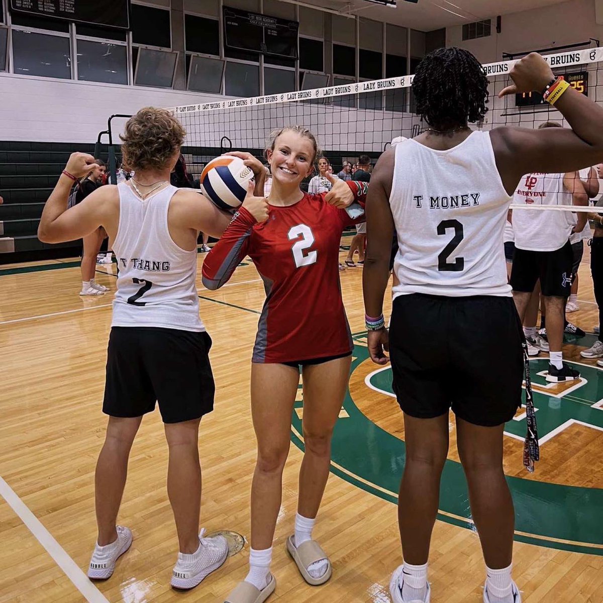 Crazy Cavs tweet media