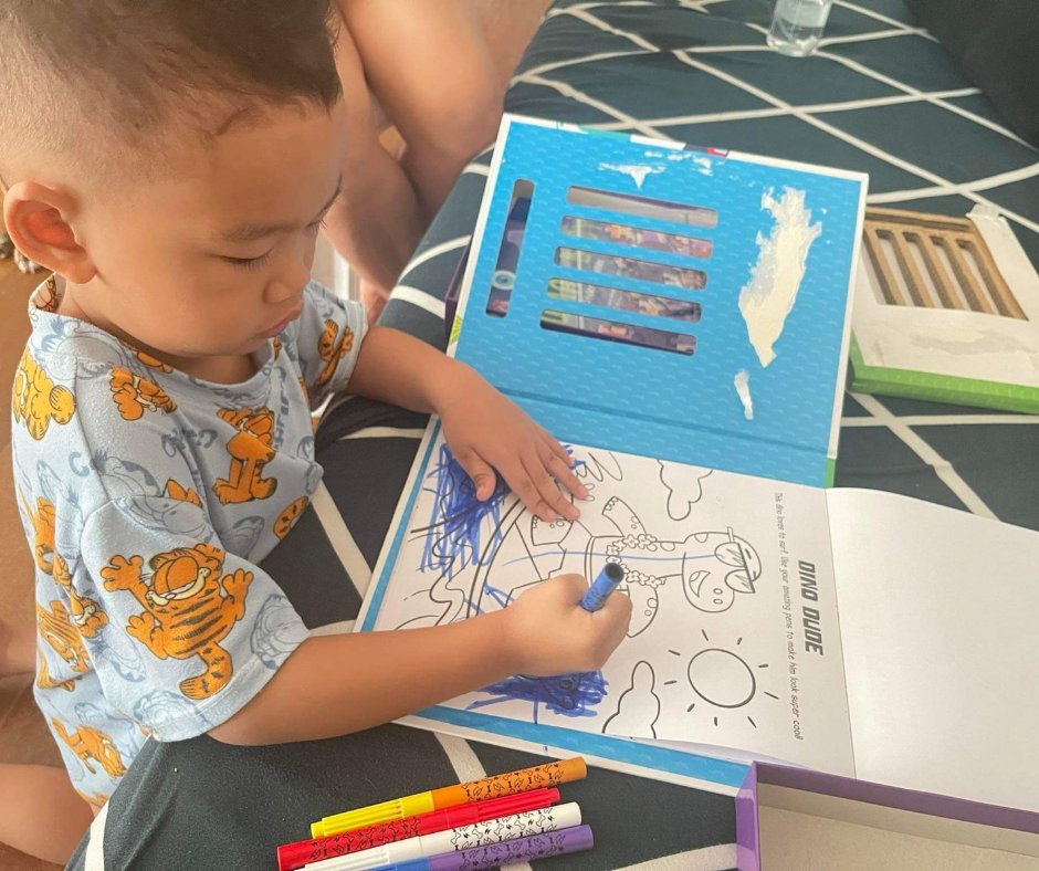 teampayamankids's tweet photo. Mavi enjoying his "Robots, Racers, Dinosaurs" coloring book from TP Kids 🥰

A fun-designed educational book for your kids to play, and learn at home or outdoors. 

NOW AVAILABLE 
TIKTOK👉🏻https://t.co/vd3td7ulpE
LAZADA👉🏻 https://t.co/buX2Iq0dx0
SHOPEE👉🏻 https://t.co/AFFO6AgfwY https://t.co/vSEFaibc2d