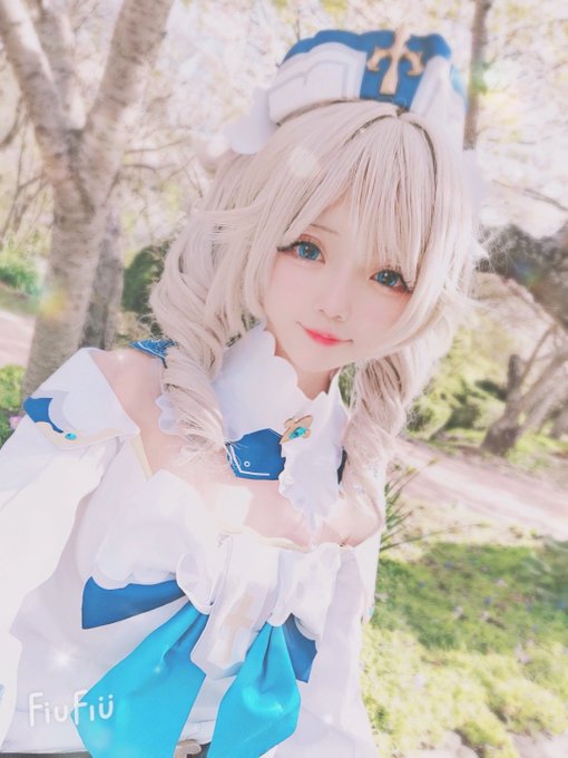 Twitterのコスプレ画像15