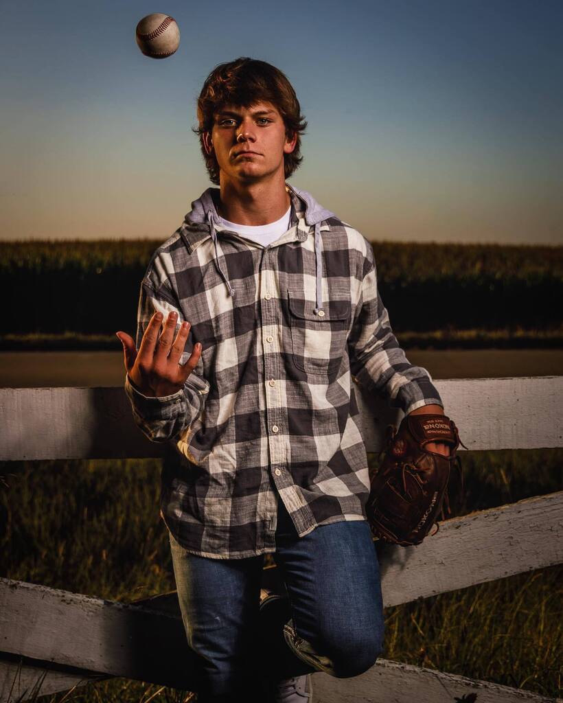 dyer_creative's tweet photo. Gavin, Class of ‘23
#senioryearmagazine #seniormuse #seniorinspire #seniorsznmagazine #inspiringteensmagazine #seniorluxe #seniorimages #theseniorbest #seniorgradacademy #flourishacademy #seniorstyleguide #seniorguystyle https://t.co/PE2lfKjXOr https://t.co/jXxwnmA6y9