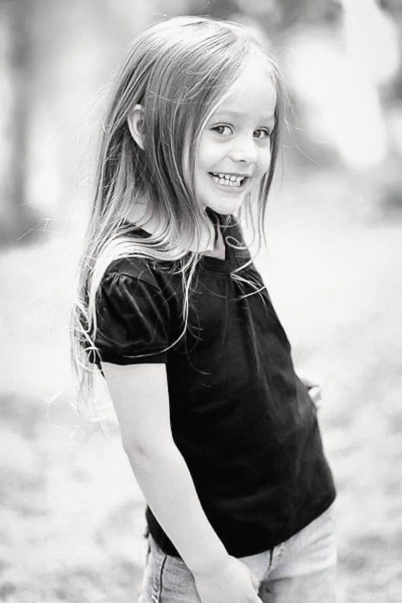 Crawford_Mama's tweet image. Happiest of bdays to our gal @crawford_jacey.  You are so loved and you are such a blessing to us.  #iblinked