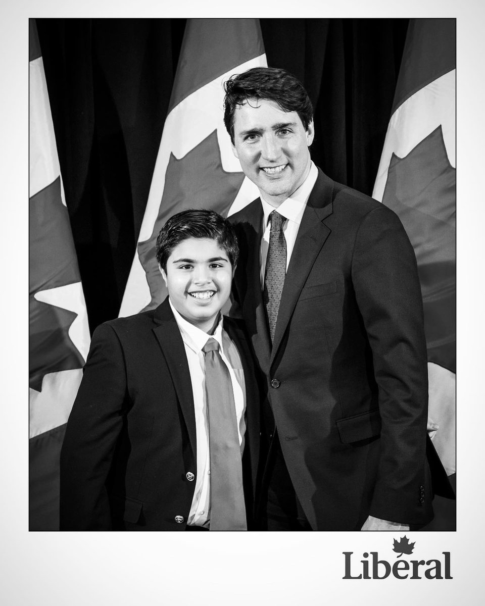 Ausaf_Mirza's tweet photo. 4 Years later - A great evening with @JustinTrudeau and @iamIqraKhalid https://t.co/D7e5Q17jUZ