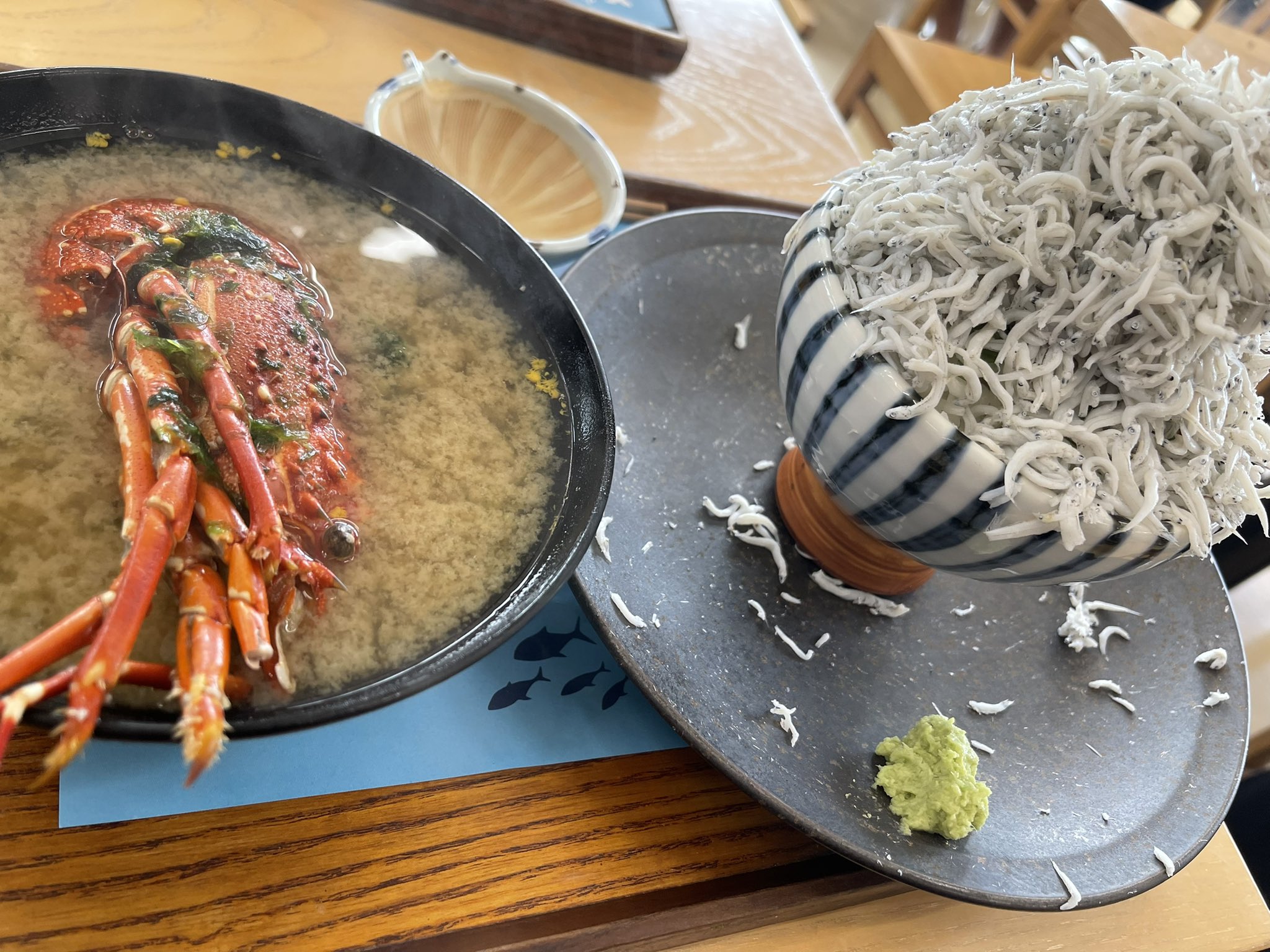 しずく ベストドレッサー 美味しそうで賞の人 小田原でご飯 やっぱこれよ 伊勢海老安すぎて即買いした Akグルメ部 T Co Zogtvwr40d Twitter
