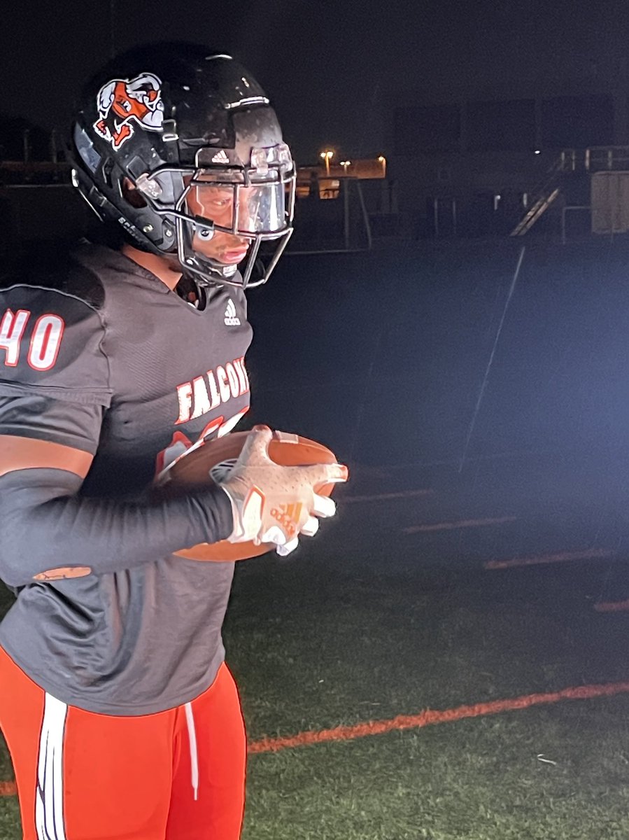 Year 2 🤞🏾 Thanking God For Everything and this Opportunity🤙🏾🧡🖤 ! Go Time <a href="/UTPBFootball/">UTPB Football</a> #LLEJ3💙 #LLT2❤️