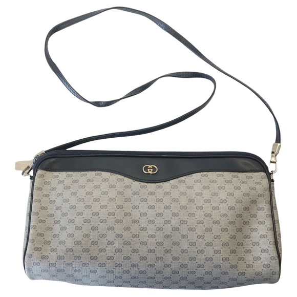 Twenty9LuxeShop's tweet photo. So good I had to share! Check out all the items I'm loving on @Poshmarkapp from @sparksstyle1 #poshmark #fashion #style #shopmycloset #gucci #kinross #puravida: https://t.co/f7Xfk8Kezo https://t.co/rvcfqxKrm7