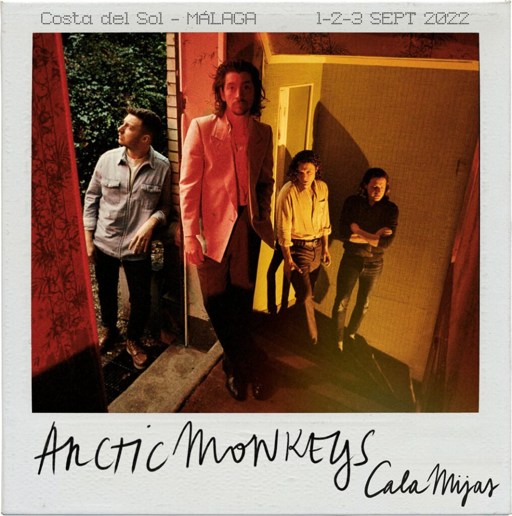 RatioMonkeys's tweet photo. 🇪🇸 Hoy los Arctic Monkeys se presentan en el festival Cala Mijas de España. El show inicia a las 22:50, hora española. https://t.co/qn2WdwC1ho
