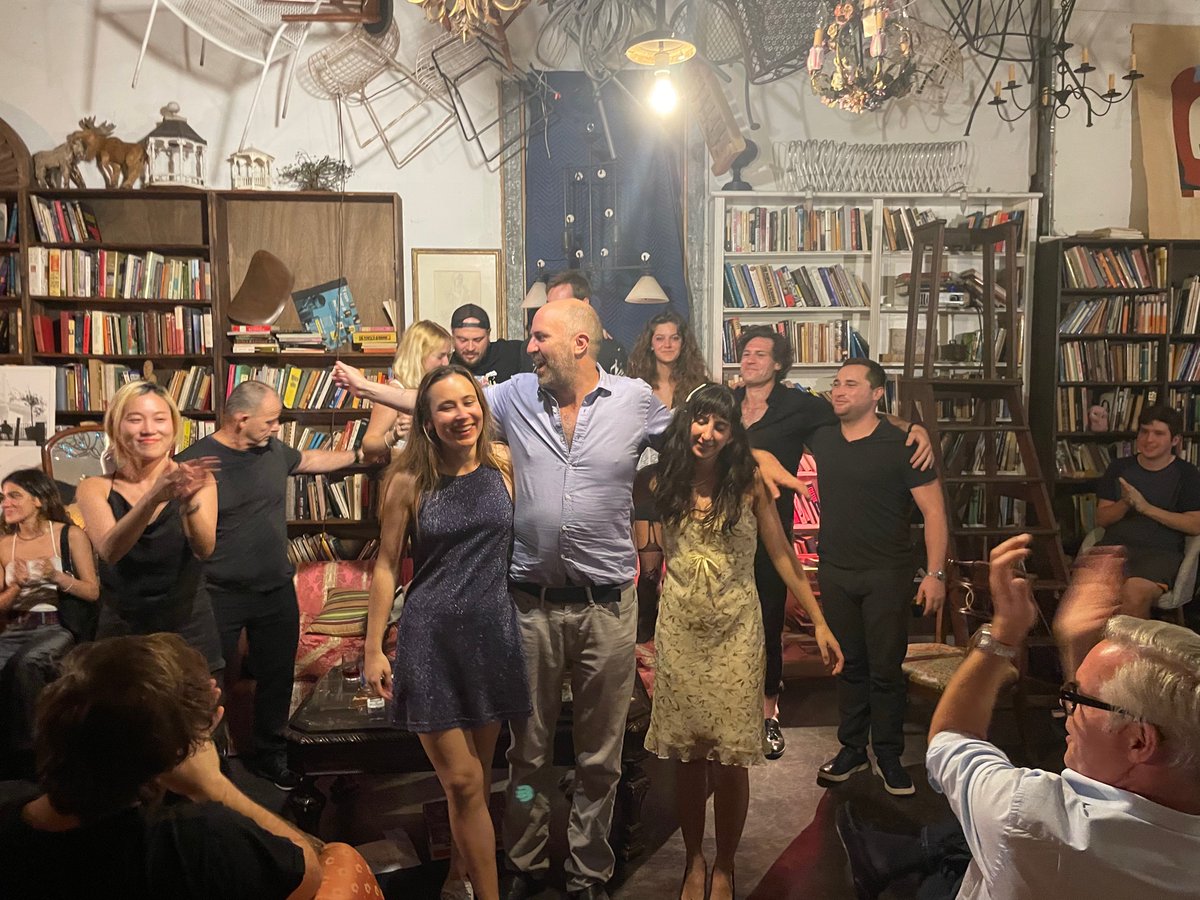 disco_martini's tweet photo. Actually a joy to witness this capstone of an era… thank u @xlorentzen for inviting me to one of the last shows; if u haven’t seen it… dimes sq the play is v worthy of the hype 👌 https://t.co/rupLskSeSz