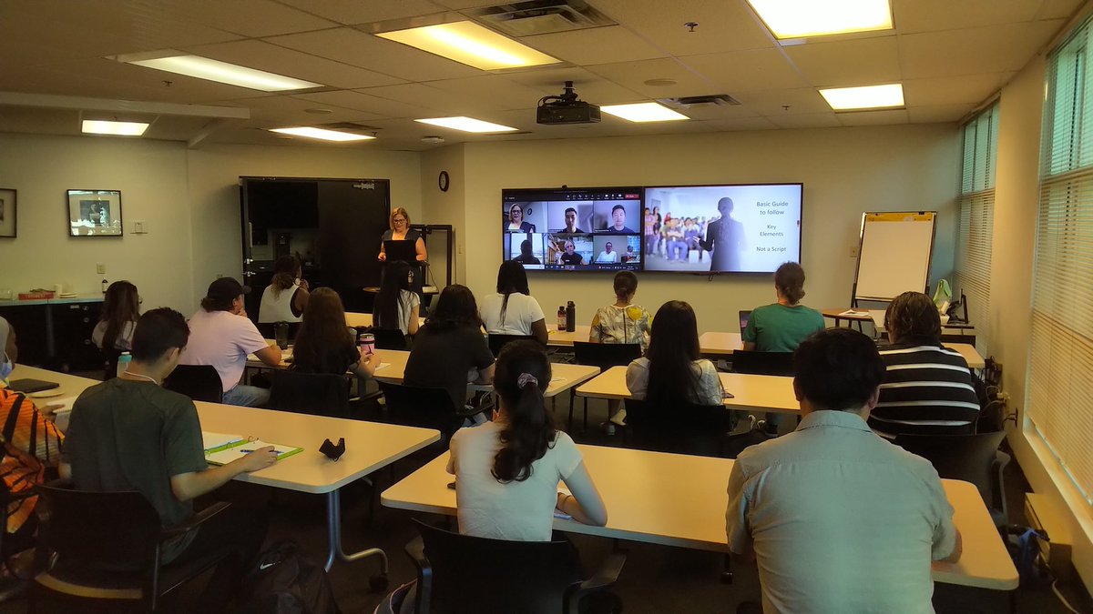 dorothelle's tweet photo. Spending the week with this year's group of @UnitedWay_BC Campaign Associates doing some orientation and team building. So excited to work with this dynamic group this campaign season! 💕 https://t.co/HX7gfFrG3r