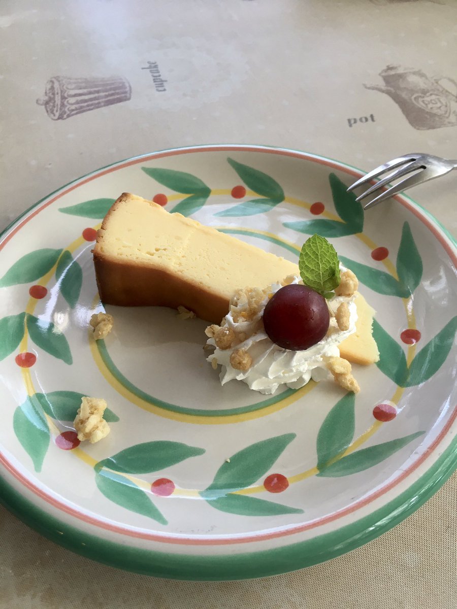 Tsuchikita's tweet photo. つくばの大角豆交差点近くにあるmaruさんでランチ❣️

今日はチーズケーキ間に合いました🍰🤗 https://t.co/gxOsRhx5VQ