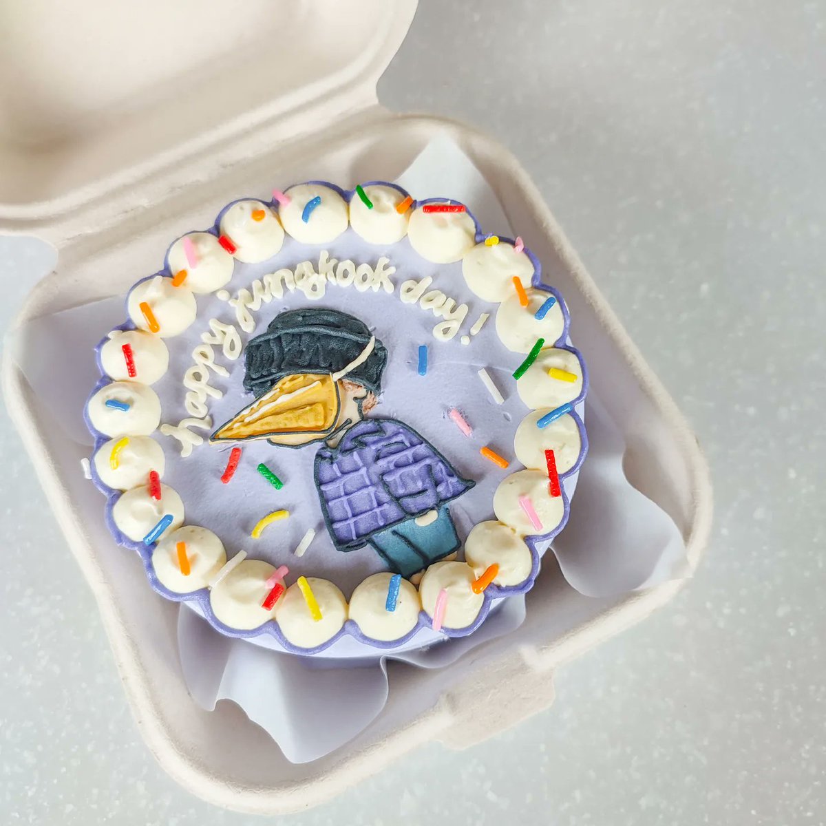 gguggucakes's tweet photo. Happy Jungkook Day! 💜🥳

@BTS_twt
#HappyBirthdayJungkook #OurPurpleLightJK
#JungkookDay #ジョングクの笑顔はアミのEuphoria #정국생일ㅊㅋ #gguggucakes bento cake ph https://t.co/tXD5WBUQrJ