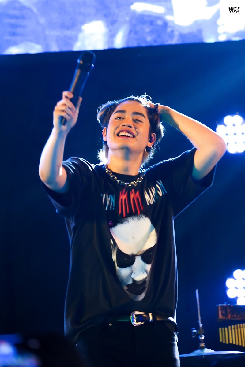 เฮ้อ! เจ้าผมนี่ไม่น่ารักเลย ต้องให้เสยตลอด แต่ผมคนนี้อ่ะน่ารักเสมอเลยครับ 🤏🏻😊

#ATLASxMONSTR
#MONSTRConcertFest
#NiceATLAS #ATLAS_TH