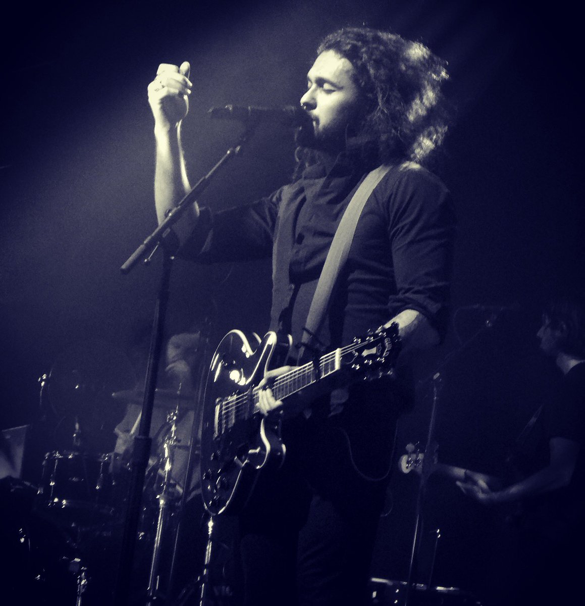 Calandre12's tweet photo. @gangofyouths The unbelievable pace you all must be working at will take its toll. Rest up, heal and we will always be here awaiting your return. Your 2 #melb shows were amazing and I’m still obsessed with #angelinrealtime! ❤️ https://t.co/YBkMTE3C0A