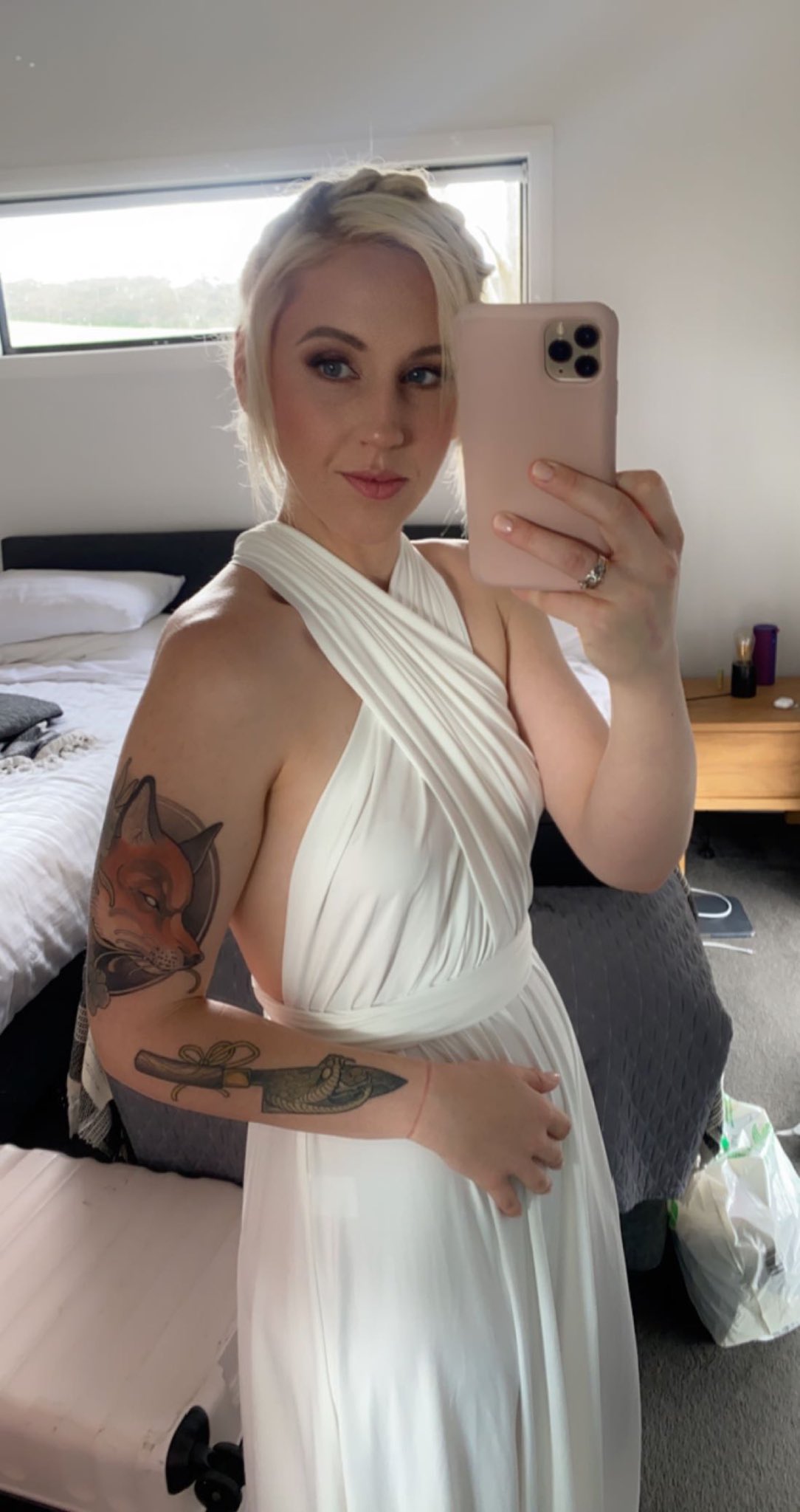 Rhi on twitter i m ready to walk my big sister down the isle https