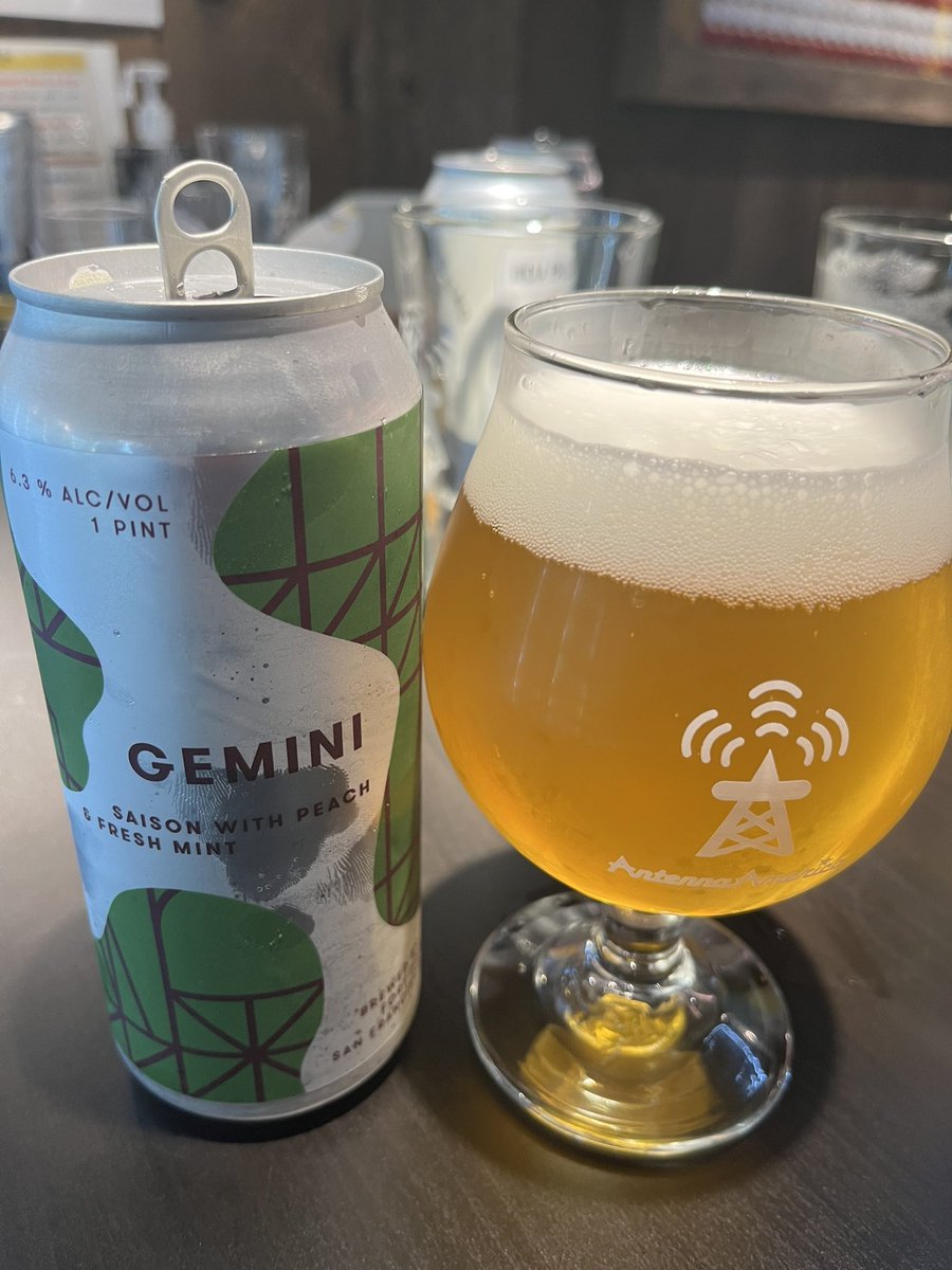 GunGunchang's tweet photo. #fortpointbeer #gemini IPAアホのおじさんですがこのセゾンうまい😋
ミントがしっかり香って爽やか
奥さん大阪なのでミントがダメなんですけどね。なんで関西人ミント嫌い多いんやろ🤔 https://t.co/kjFXP2QwK5