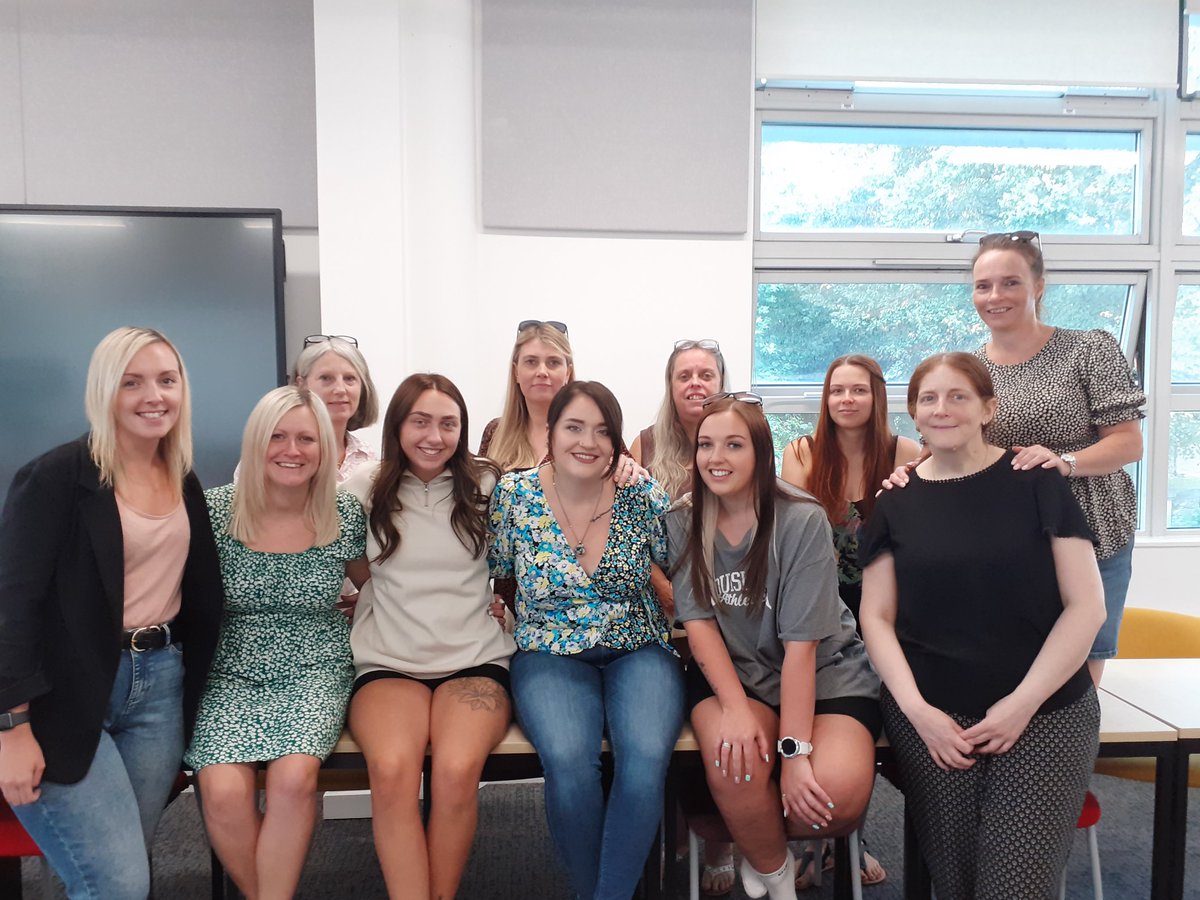 FreshlingsUCSP's tweet photo. Team training this week. #amazingteam https://t.co/vufKqfsTA6