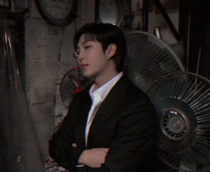 Daddy kelimesi Namjoon için yaratılmış🛐