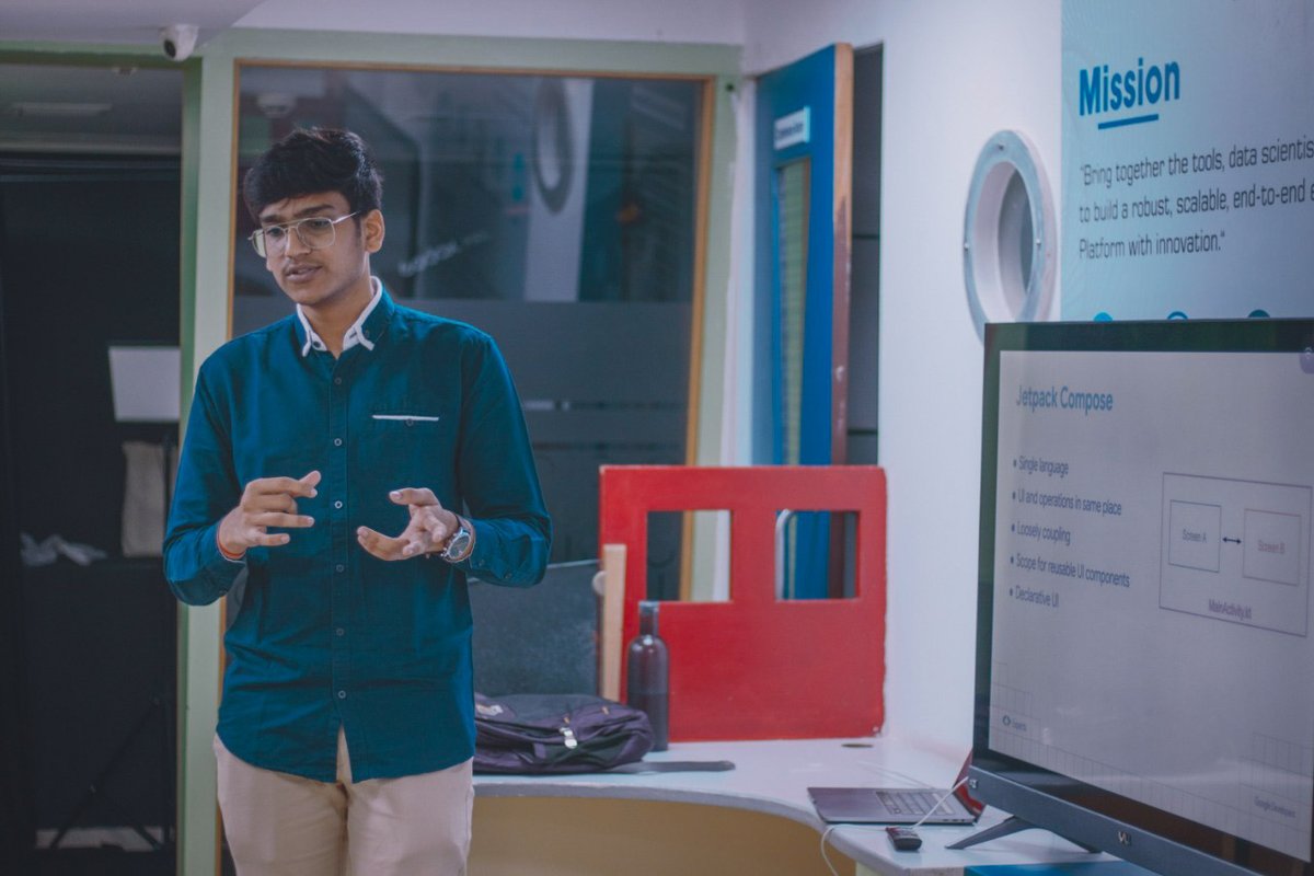 imShreyasPatil's tweet photo. Recently I did a workshop on #androidstudyjams with @gdgcloudpune. It's like a first in-person session by me after the pandemic ๐. Very nice experience! Interacted with many #AndroidDev enthu folks and glad to contribute ๐.
Thanks @gdgcloudpune for having meโค๏ธ https://t.co/4fzlpfxgEK