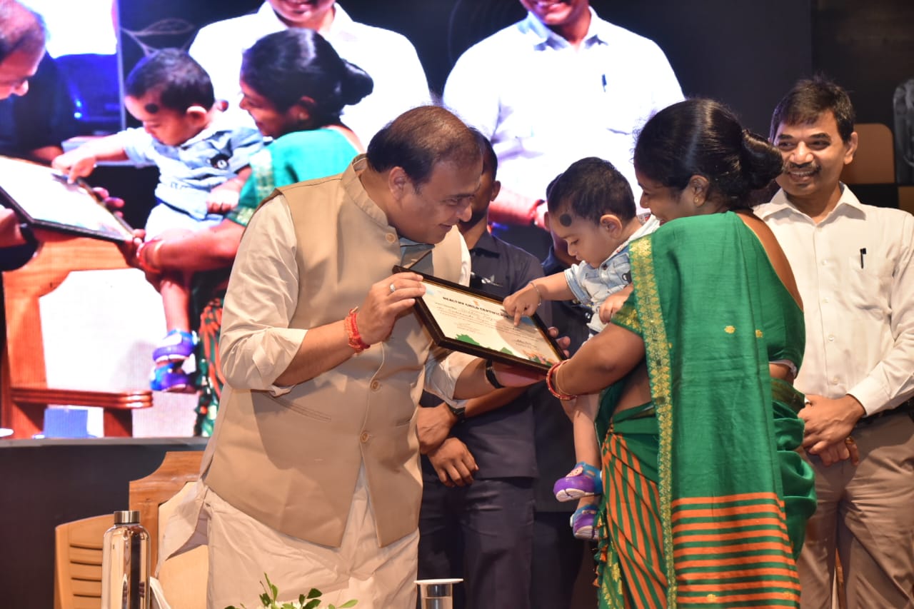 Amrita Mazumdar (AmritaaMazumdar) / Twitter