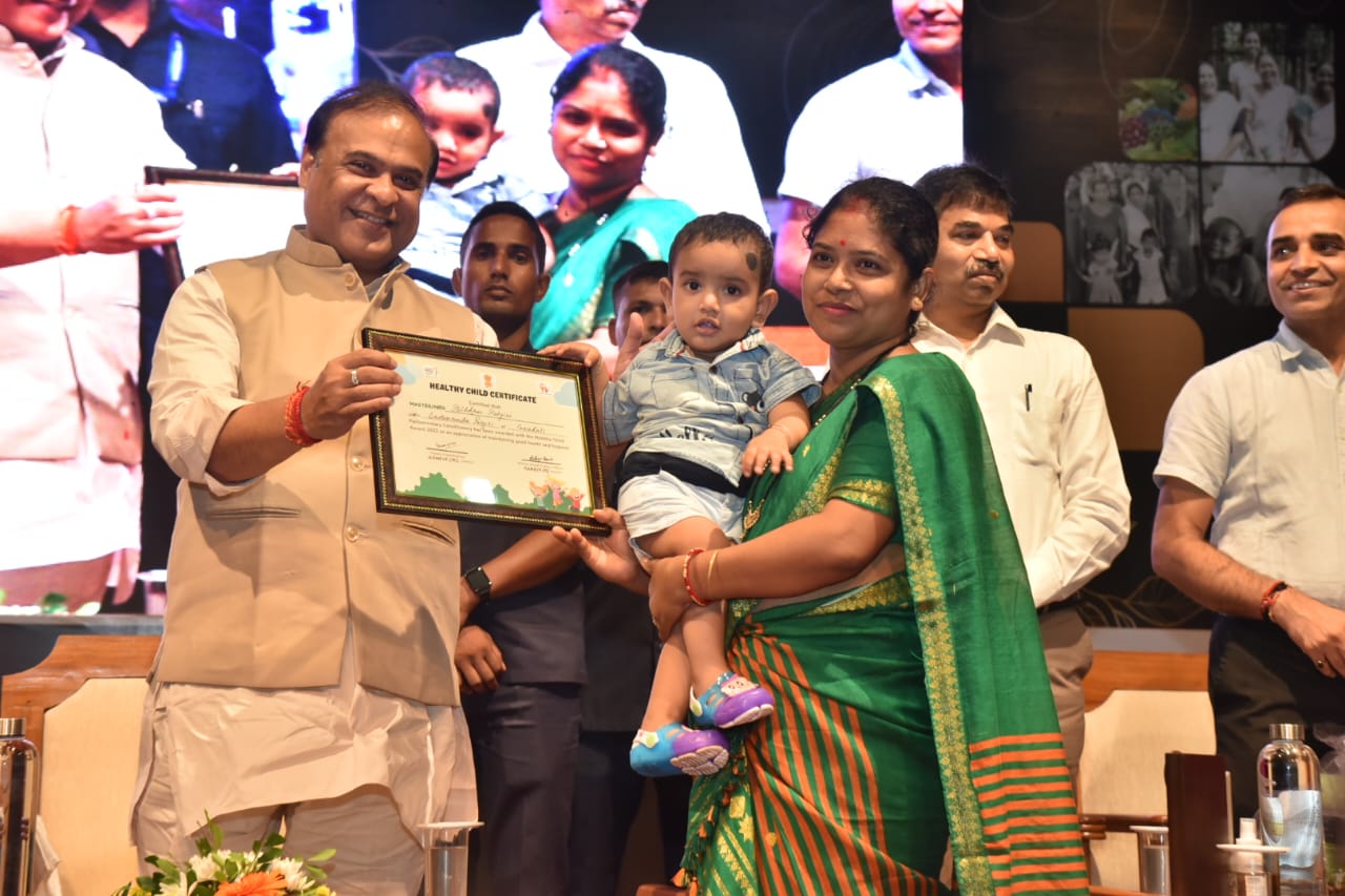 Amrita Mazumdar (AmritaaMazumdar) / Twitter