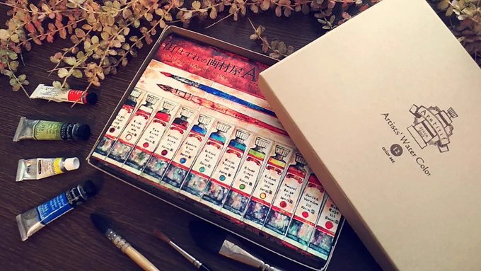茶色工房。オンラインBASEにて作った本などを頒布しております(*'ω'*)イラスト集、ごりごり装丁なお高い本、グッズetc.気になる作品がありましたら是非お迎えのご検討をお願いします    