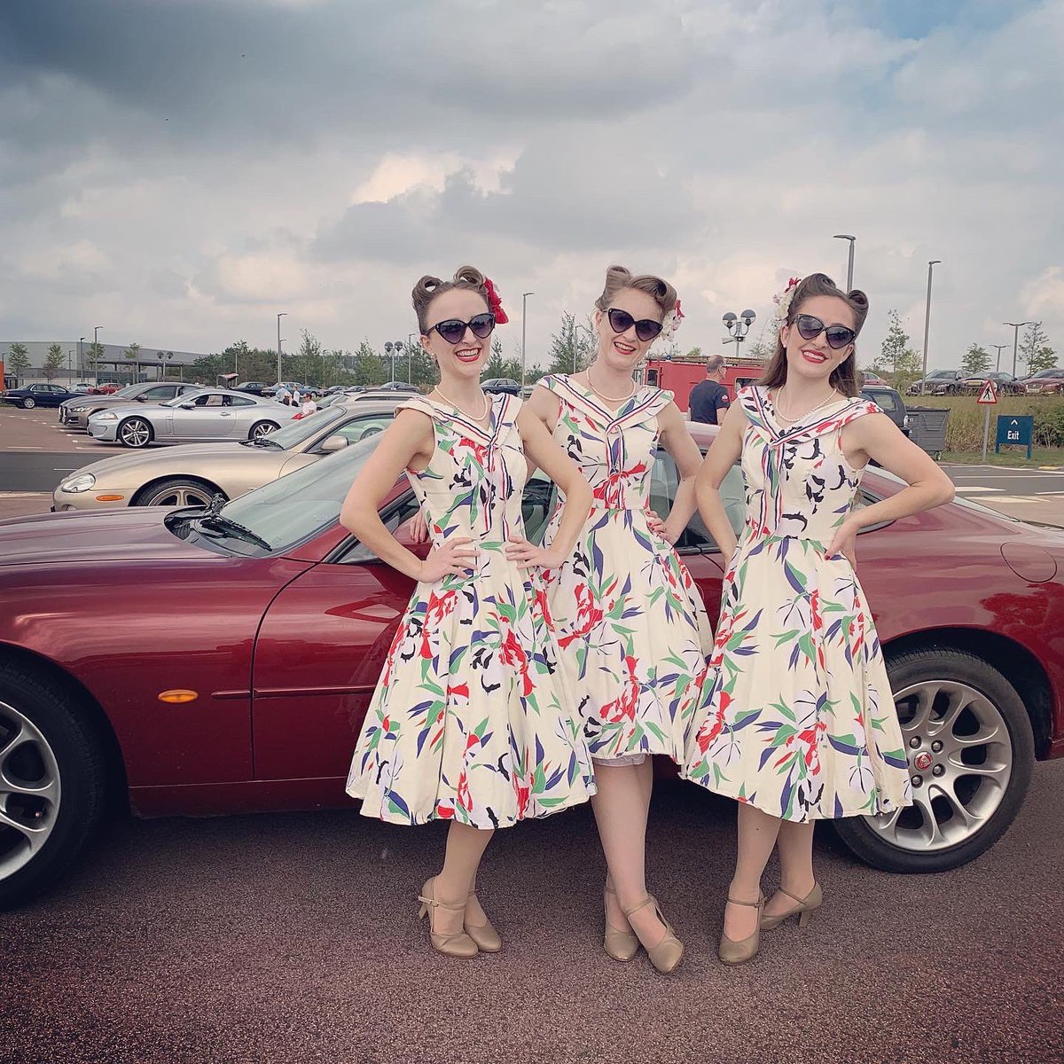 Jaguars and singers at the ready!
Catch us at one of our favourite places, @britishmotormuseum this Saturday 3rd Sept 💋💋💋
.
.
#carshow #jaguar #cars #saturday #jaguarenthusiastsclub #outdoorevent #event #vintagetrio #vintagegirls #entertainment #vintageentertainment