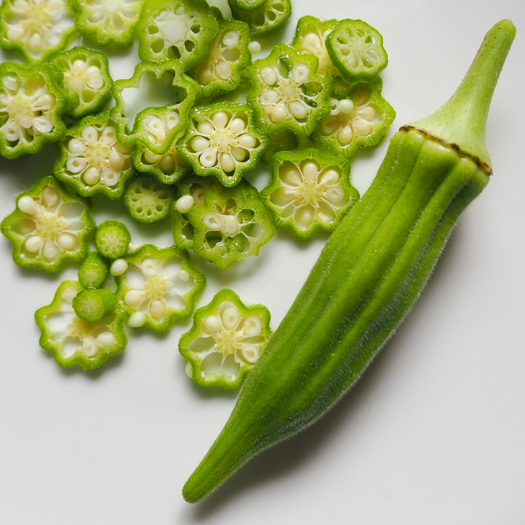 きくち ゆき 紙雑貨 眠る月 うちで採れたオクラです 今回は断面が星型ではなく 花の形でした 家庭菜園 T Co Cqsyphudrn Twitter