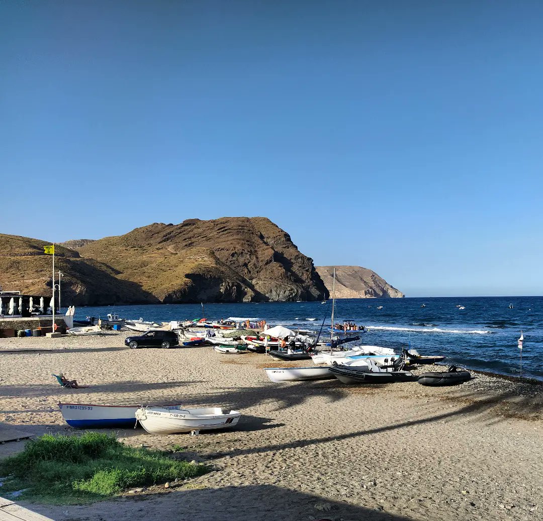 ⛱️ Playa de Las Negras ⛱️
<a href="/CabodeGataNjar/">Cabo de Gata-Níjar</a> @CaboDeGataPN <a href="/cabodegatanijar/">Cabo de Gata Níjar</a>
#cabodegata #summer #summerlife #summercolors #beach #playa #beachdays #enjoying #enjoy #enjoyinglife #happiness