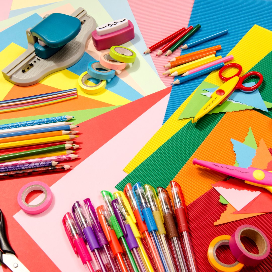 crayons's tweet photo. 💛Get Crafty! - So many fun craft kits available at reduced prices. 
 https://t.co/4FSyXaIg4G https://t.co/CsTegLiuOr