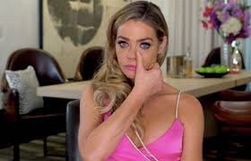 misspettylamarr's tweet photo. Kyle acknowledging that Diana was mean and then proceeding to justify it with “I appreciate her honesty” is EXACTLY why I can’t stand her or the FF5.

They bully women every season under the guise of “truth seeking” and it’s heartbreaking to watch. #RHOBH https://t.co/Gz7v3gFRQS