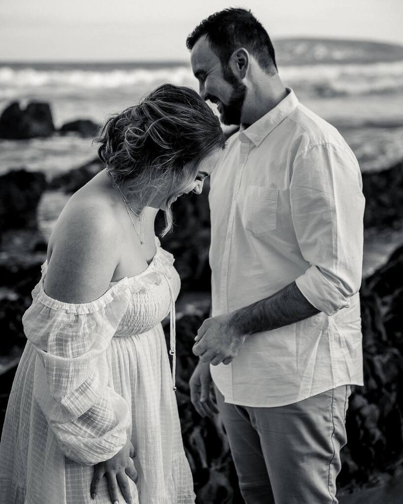 S + B 

Rocky coastlines and laughter for days. 

#adelaideengagement #adelaideengagementphotography #adelaideengagementphotographer #beachengagement #adelaideweddingphotographers #southaustralianwedding #adelaideweddingphotographer #adelaideweddingphotography #mclarenvale…