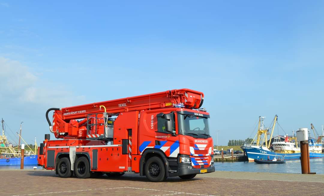 De septemberfoto 2022 komt uit de serie van...Brandweer Texel!
brandweerkalender.com