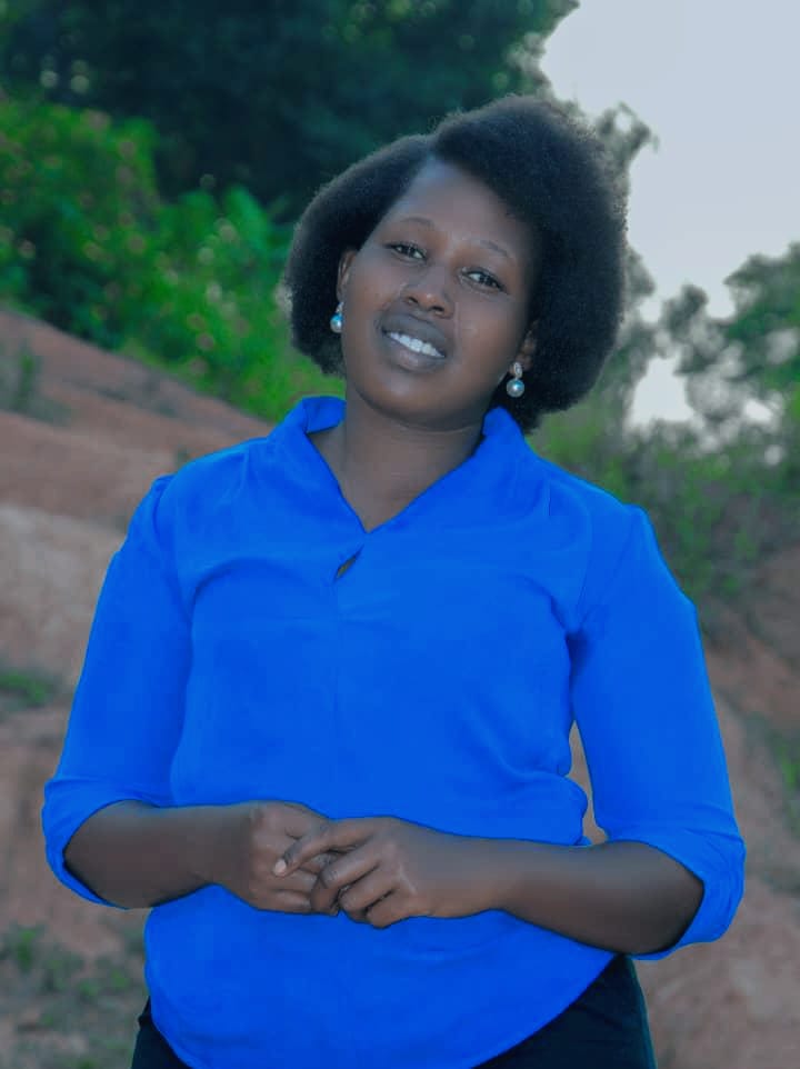 The God hosts is with me ✌️
He is my ruge,I Shall not fear even when the mountains shakes, He is my defense #kalenjin pride✌️
#georgeruto