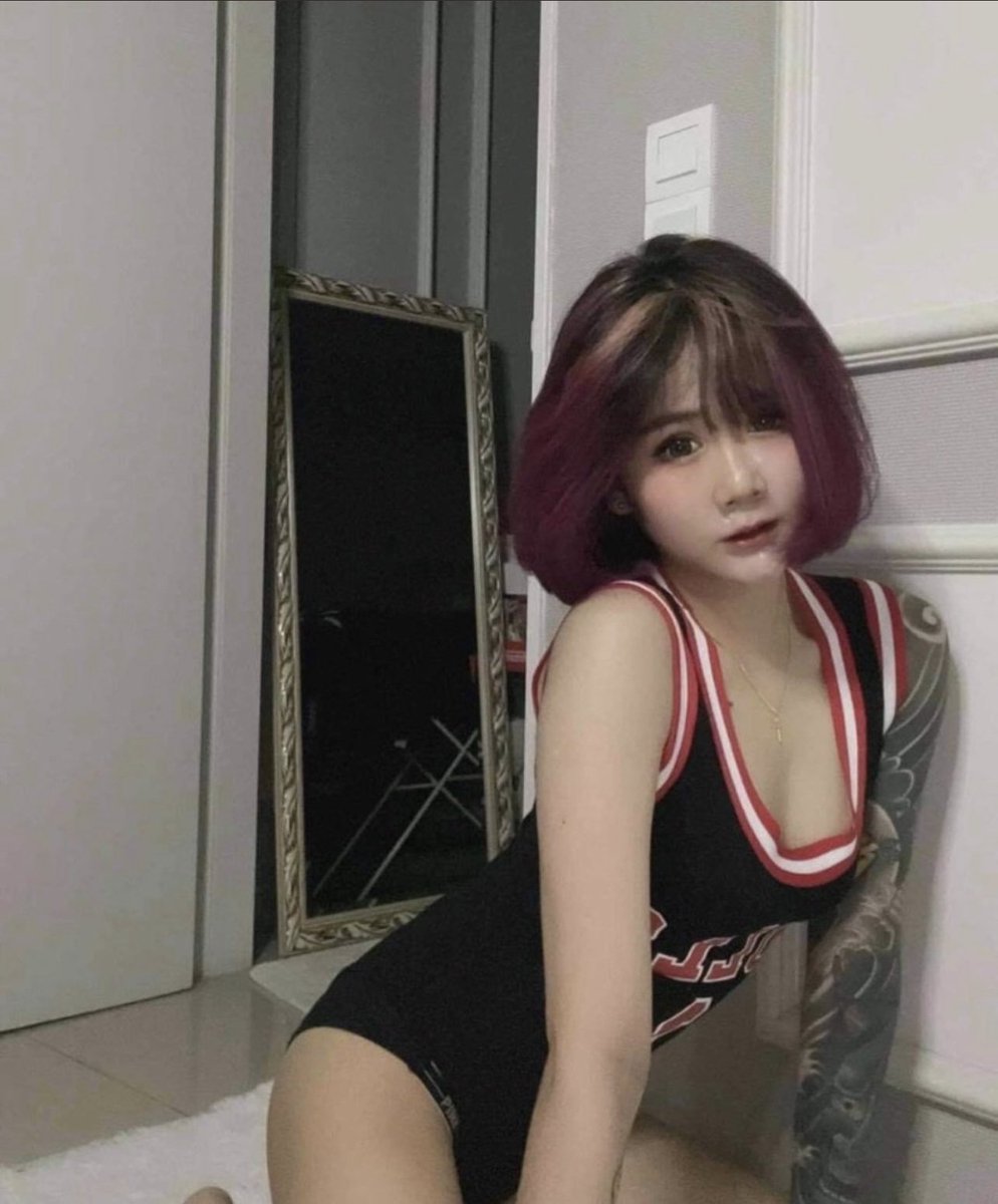 v77087403's tweet photo. 🔞 Huiting Yap

内附

视频 ( 13 部 )
照片 ( 24 张 )

Onlyfans 小姐姐 附送 IG 🤘🏻 https://t.co/81mAJzPPSV