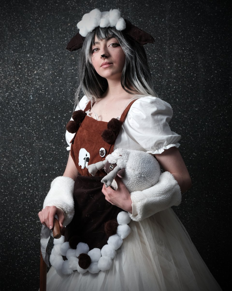 AdvancedPhotons's tweet photo. Bo Peep
London, England

#mcmcomiccon #comiccon #mcmcomicconlondon #mcmlondoncomiccon #londoncomiccon #cosplay #london #godox #advancedphotons #framesmagazine #portrait #photography #studio #cute #performanceart #costume #bopeep #littlebopeep #nurseryrhyme #sheep #shepherdess https://t.co/YzdTXUHFfI